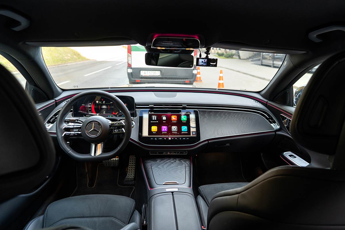 Mercedes-Benz E-Сlass 2026 Photo 6