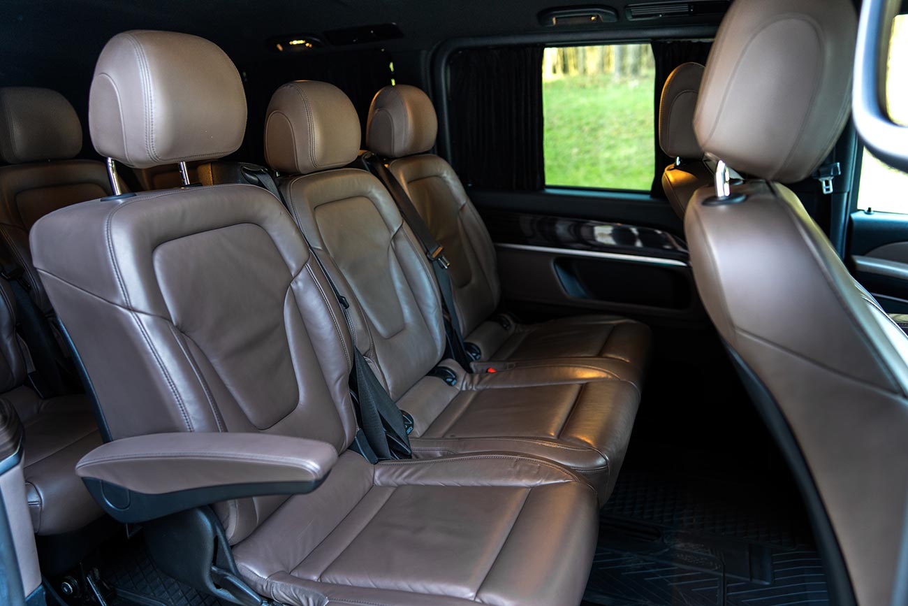 Mersedes V-class 250d Exclusive rental photo 11