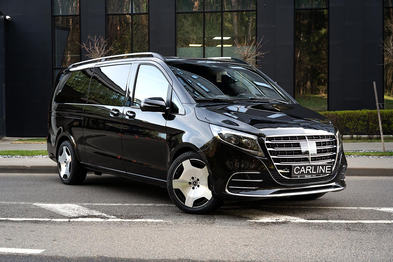 Mersedes V-class 250d Exclusive rental photo 5